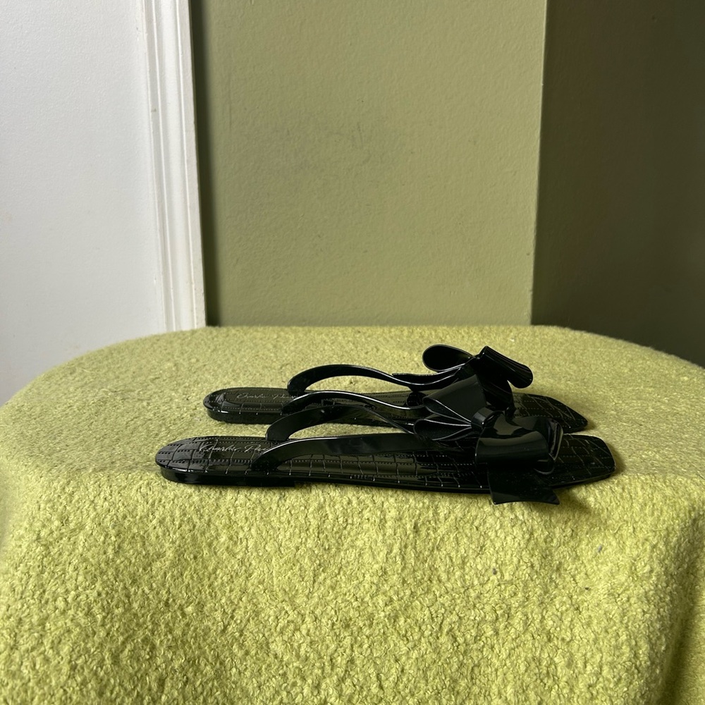 Charlie Paige Chic Black Bow Jelly Sandals NWOT - Picture 3 of 11